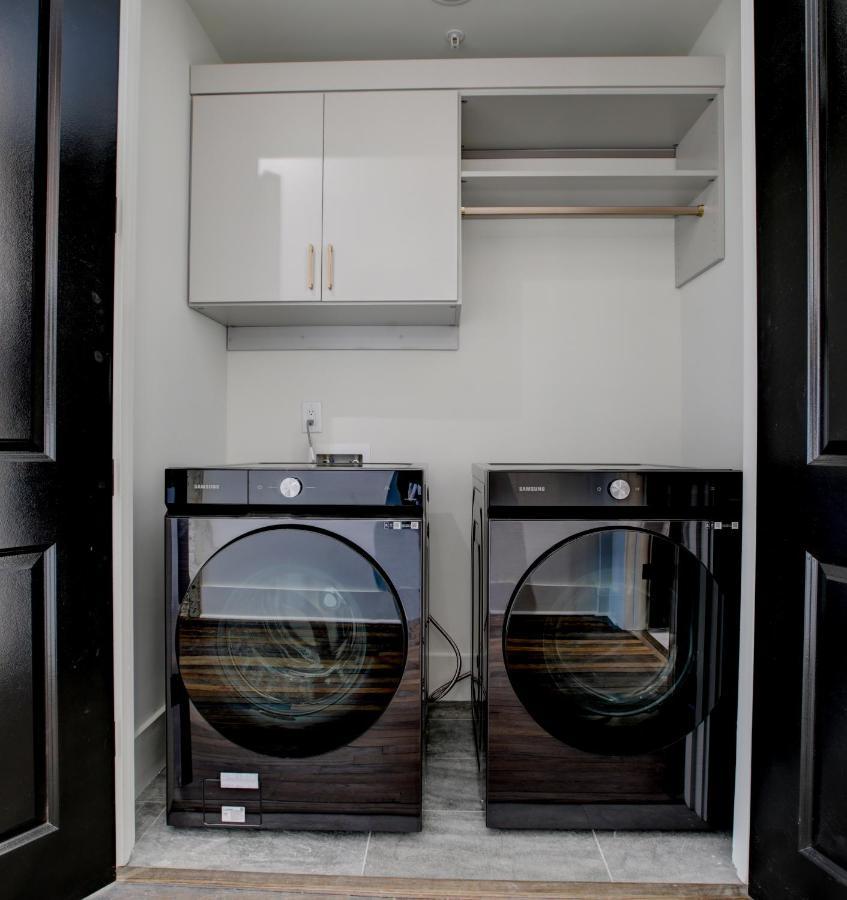 Loft Style Spacious Lux 102, Sleeps 6 Apartment